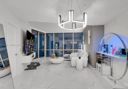 Apartment #4009 + Cabana 15 at Paramount WorldCenter