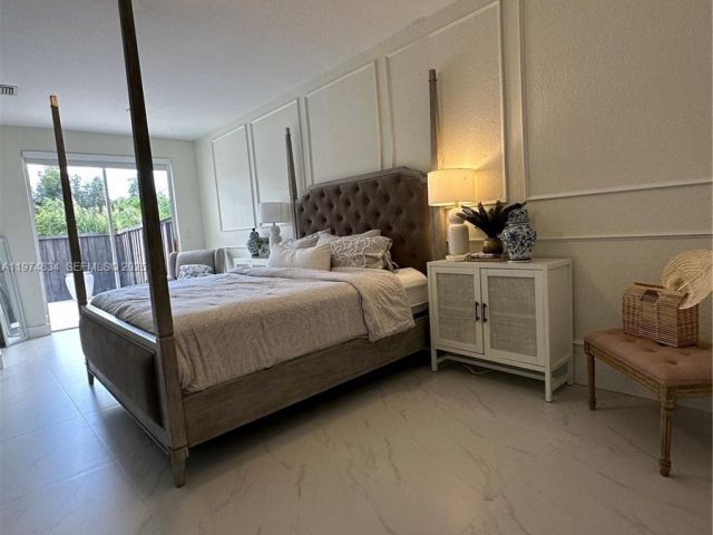 3-bedroom home for sale in Miami - 3744 SW 156th Ct - MondialRealty