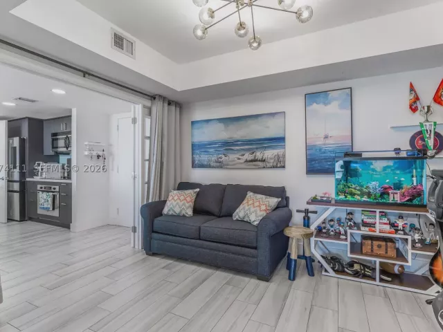 2-bedroom condo for sale in Miami - 50 Biscayne Blvd 3106 - MondialRealty