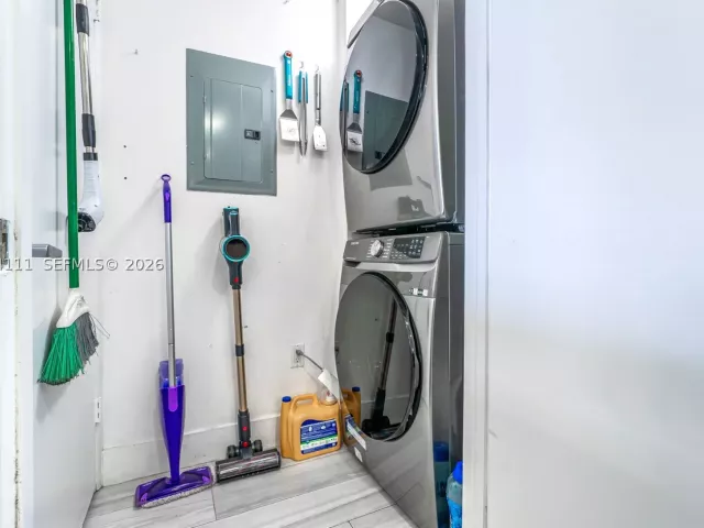 2-bedroom condo for sale in Miami - 50 Biscayne Blvd 3106 - MondialRealty