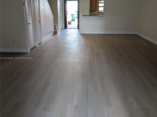 Home for rent at 13511 NE 24th Pl - photo 7475318