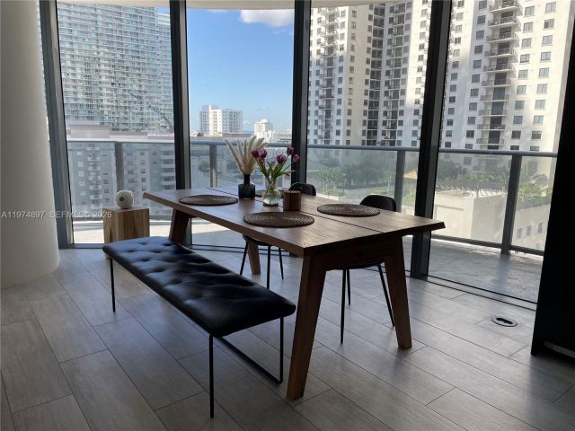 Apartment for sale  Unit #1206 - photo 7508245