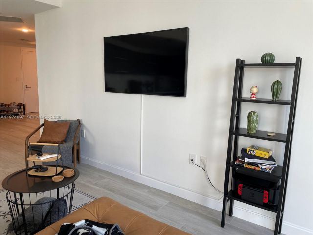 Apartment for sale  Unit #1206 - photo 7508249