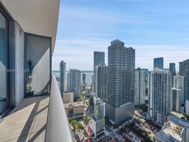 Apartment for sale  Unit #4406 - photo 7522447