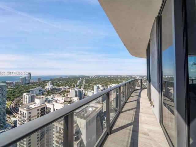 Apartment for sale  Unit #4406 - photo 7522448