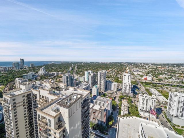 Apartment for sale  Unit #4406 - photo 7522454