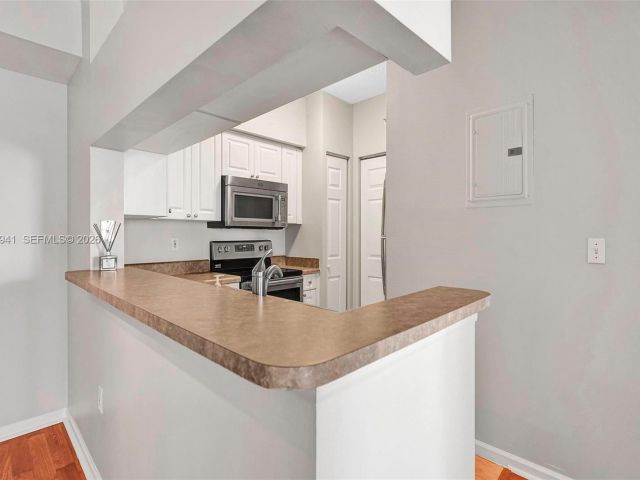 Apartment for sale  Unit #2802 - photo 7512686