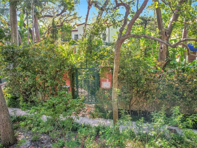 Home for sale at 1720 Espanola Dr - photo 7525364