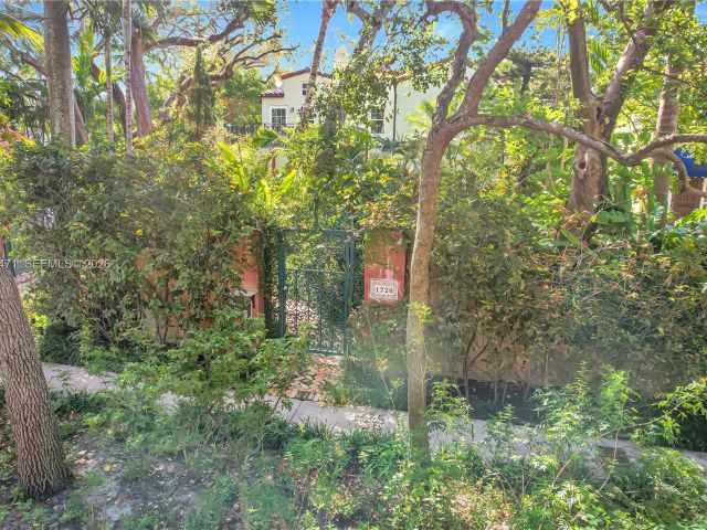 Home for sale at 1720 Espanola Dr - photo 7525365