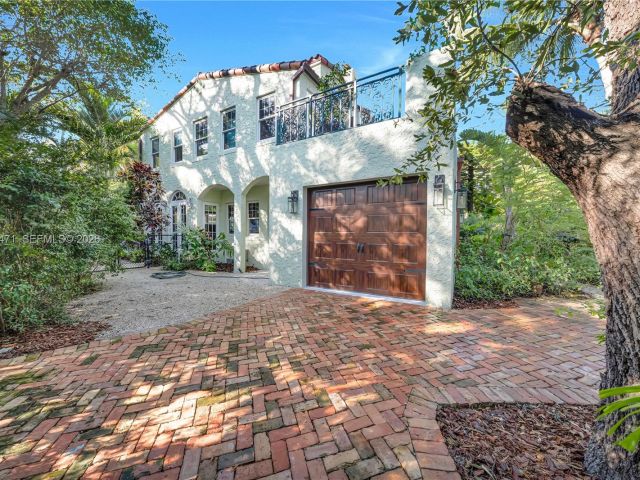 Home for sale at 1720 Espanola Dr - photo 7525374