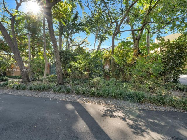 Home for sale at 1720 Espanola Dr - photo 7525377