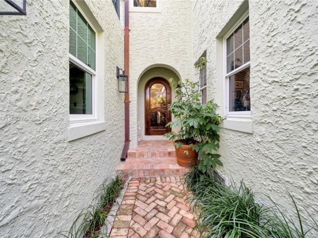 Home for sale at 1720 Espanola Dr - photo 7525379