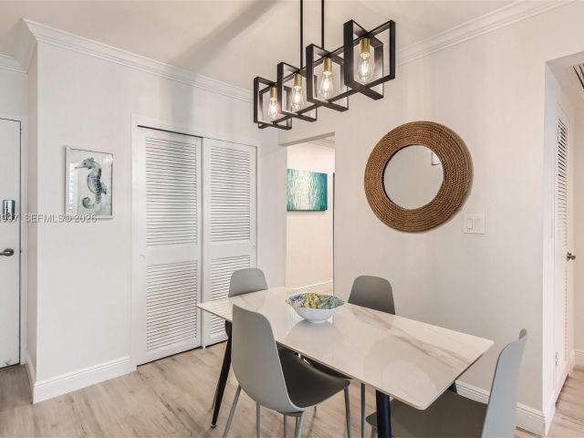 Apartment for rent  Unit #715 (AVAILABLE APRIL) - photo 7477647