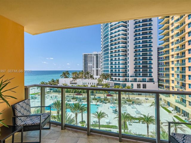 Apartment for rent  Unit #715 (AVAILABLE APRIL) - photo 7477659