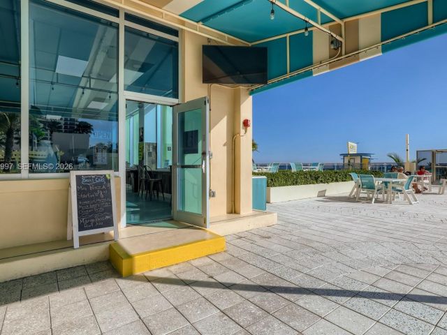 Apartment for rent  Unit #715 (AVAILABLE APRIL) - photo 7477668