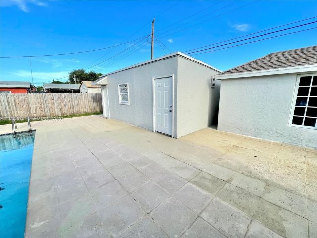 Home for rent at  - photo 7525064