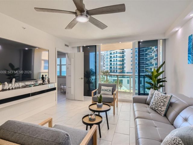 Apartment for rent  Unit #617 (AVAILABLE MAY) - photo 7477285