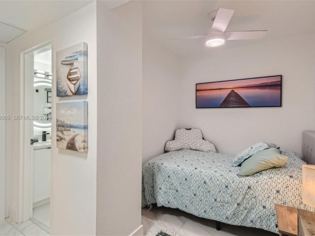 Apartment for rent  Unit #617 (AVAILABLE MAY) - photo 7477293