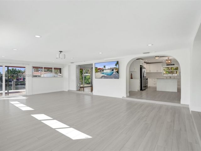 Home for sale at 2724 NE 10th St - photo 7510335