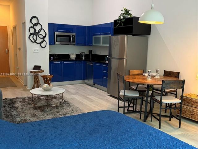 Apartment for rent  Unit #341 - photo 7488988