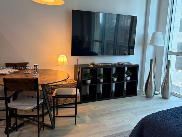 Apartment for rent  Unit #341 - photo 7488991