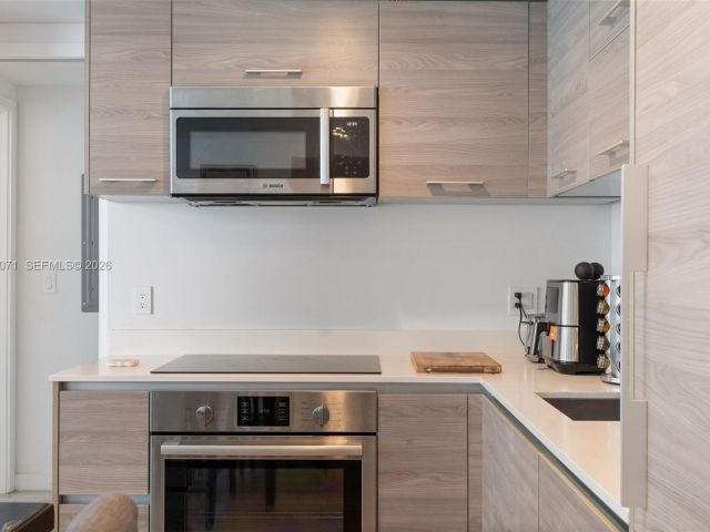 Apartment for rent  Unit #2807 - photo 7451852