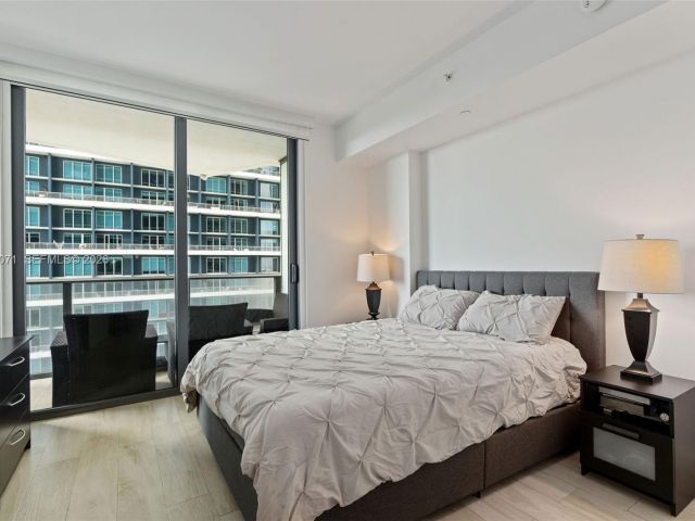 Apartment for rent  Unit #2807 - photo 7451853