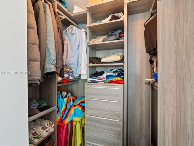 Apartment for rent  Unit #2807 - photo 7451856