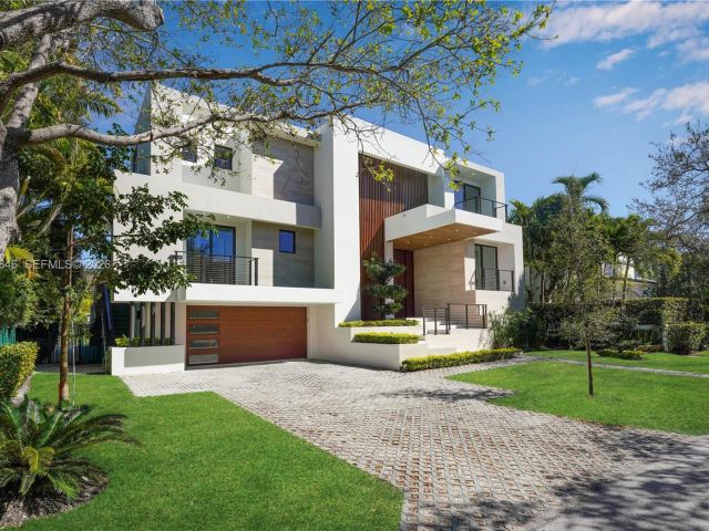 Home for sale at 285 Woodcrest Rd - photo 7517653