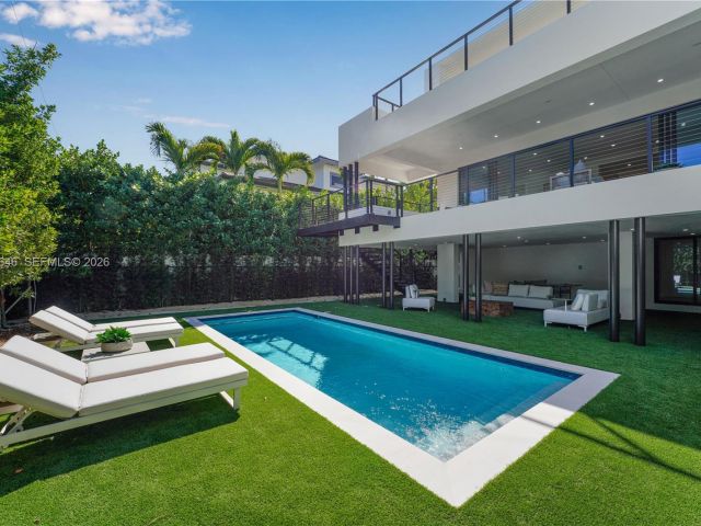 Home for sale at 285 Woodcrest Rd - photo 7517656