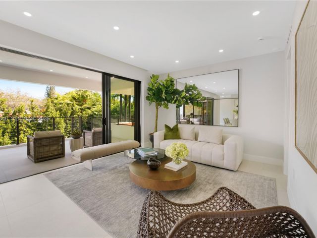 Home for sale at 285 Woodcrest Rd - photo 7517663