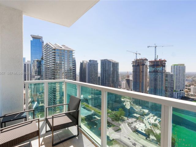 Apartment for sale  Unit #4121 - photo 7491005