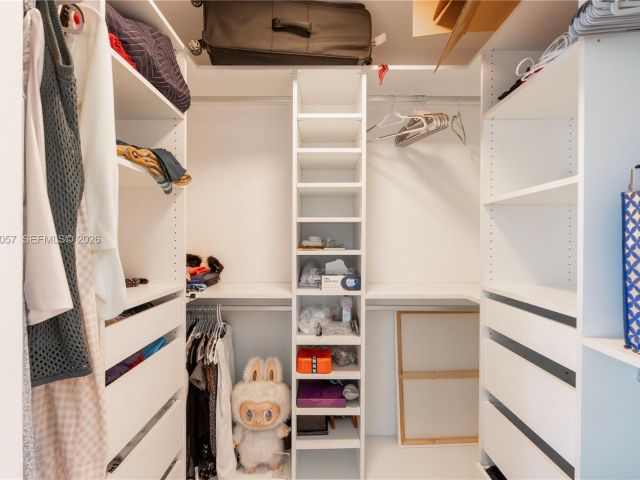 Apartment for sale  Unit #4121 - photo 7491025