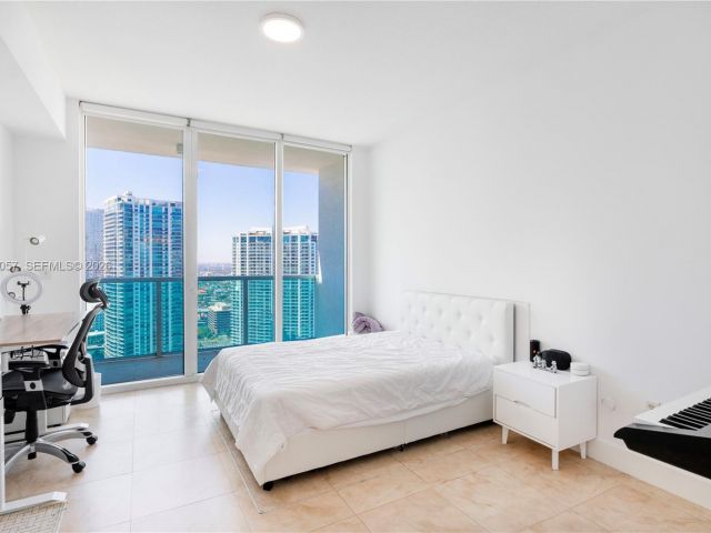 Apartment for sale  Unit #4121 - photo 7491027