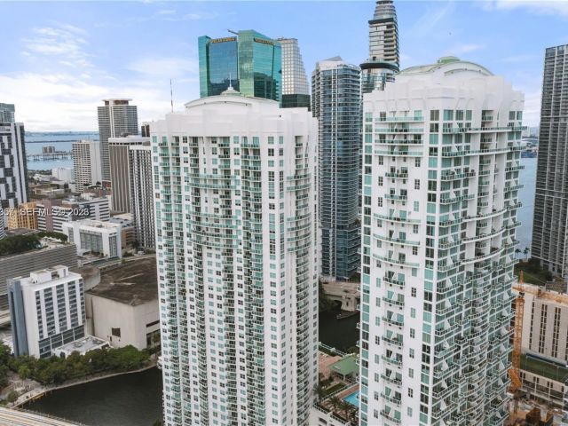 Apartment for sale  Unit #4121 - photo 7491031