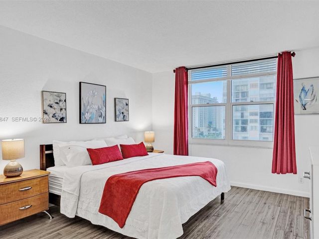 Apartment for rent  Unit #538 (Available March 31) - photo 7477699