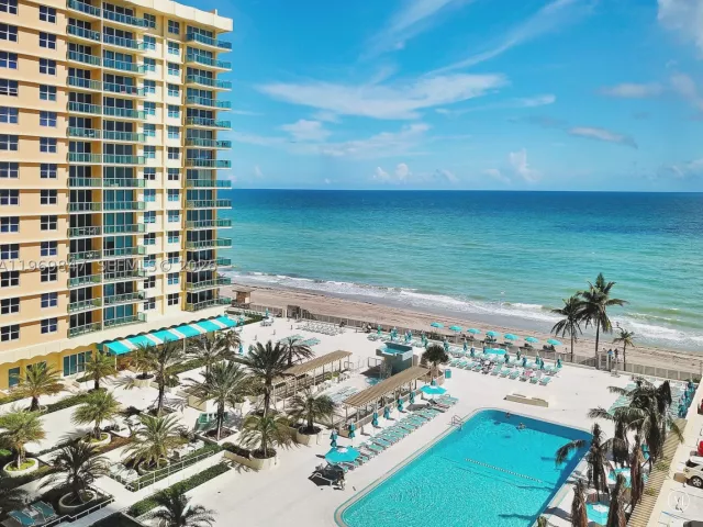 1-bedroom condo for rent in Hollywood - 2501 S Ocean Dr 538 (Available NOW) - MondialRealty