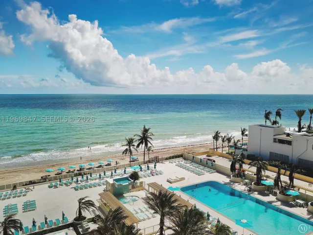 1-bedroom condo for rent in Hollywood - 2501 S Ocean Dr 538 (Available NOW) - MondialRealty