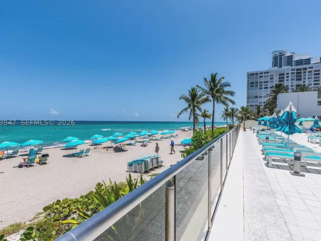 1-bedroom condo for rent in Hollywood - 2501 S Ocean Dr 538 (Available NOW) - MondialRealty