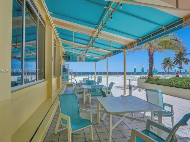 1-bedroom condo for rent in Hollywood - 2501 S Ocean Dr 538 (Available NOW) - MondialRealty