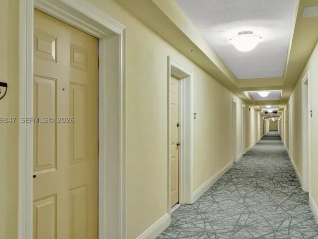 1-bedroom condo for rent in Hollywood - 2501 S Ocean Dr 538 (Available NOW) - MondialRealty
