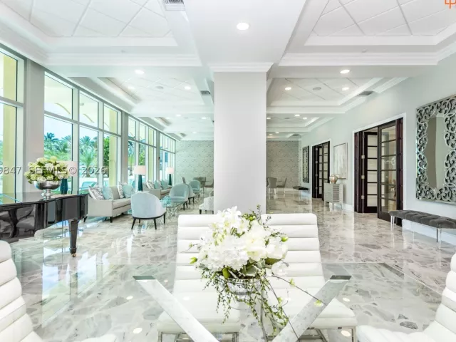 1-bedroom condo for rent in Hollywood - 2501 S Ocean Dr 538 (Available NOW) - MondialRealty