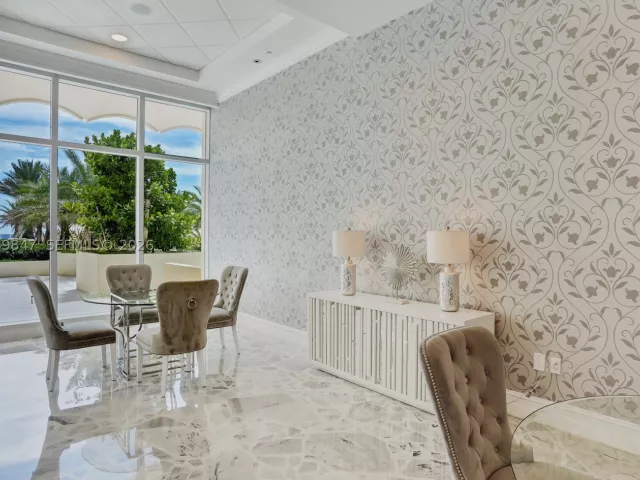 1-bedroom condo for rent in Hollywood - 2501 S Ocean Dr 538 (Available NOW) - MondialRealty