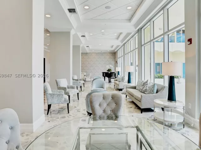 1-bedroom condo for rent in Hollywood - 2501 S Ocean Dr 538 (Available NOW) - MondialRealty