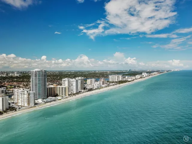 1-bedroom condo for rent in Hollywood - 2501 S Ocean Dr 538 (Available NOW) - MondialRealty