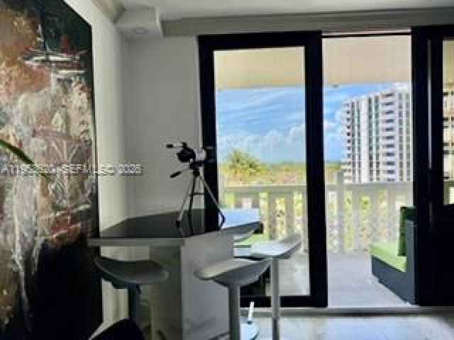 Apartment for rent  Unit #B503 - photo 7500606