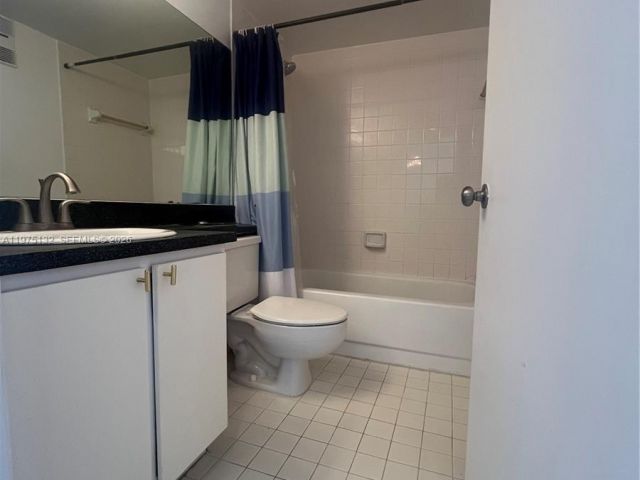 Apartment for sale  Unit #606 - photo 7479003