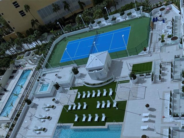 Apartment for sale  Unit #606 - photo 7479010