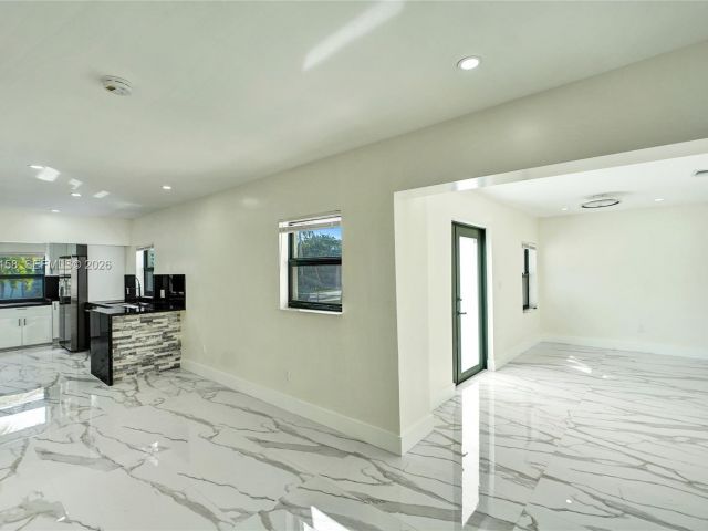 Home for rent at 237 NE 110th Ter 237 - photo 7518173