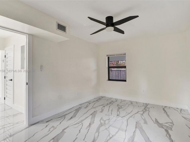 Home for rent at 237 NE 110th Ter 237 - photo 7518178